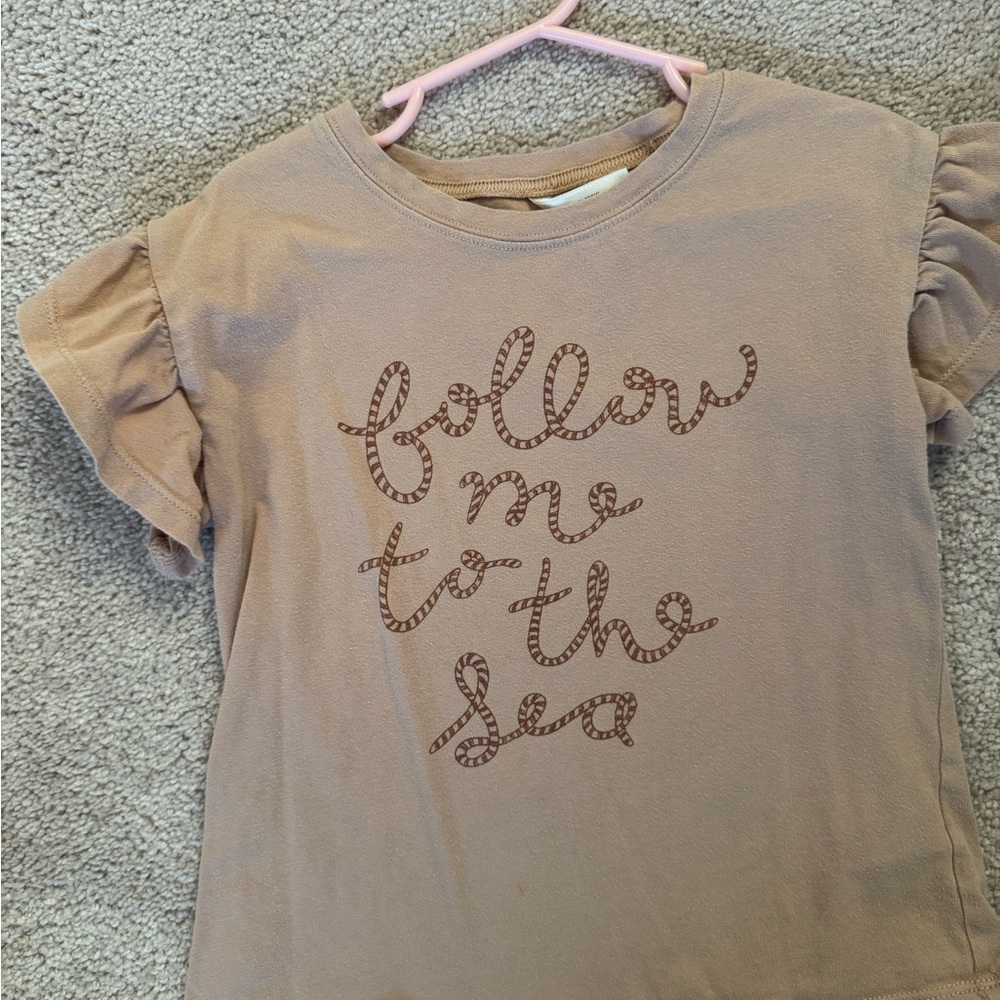 Rylee Cru Follow me to the Sea Brown Graphic Tee with Ruffle Sleeves - size 4-5